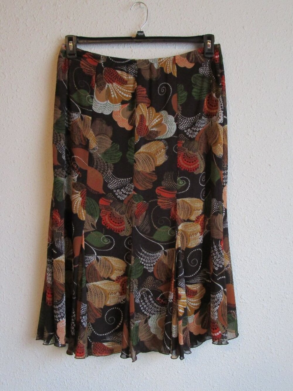Brown fall tone midi skirt with lining. Dress Barn 1X.